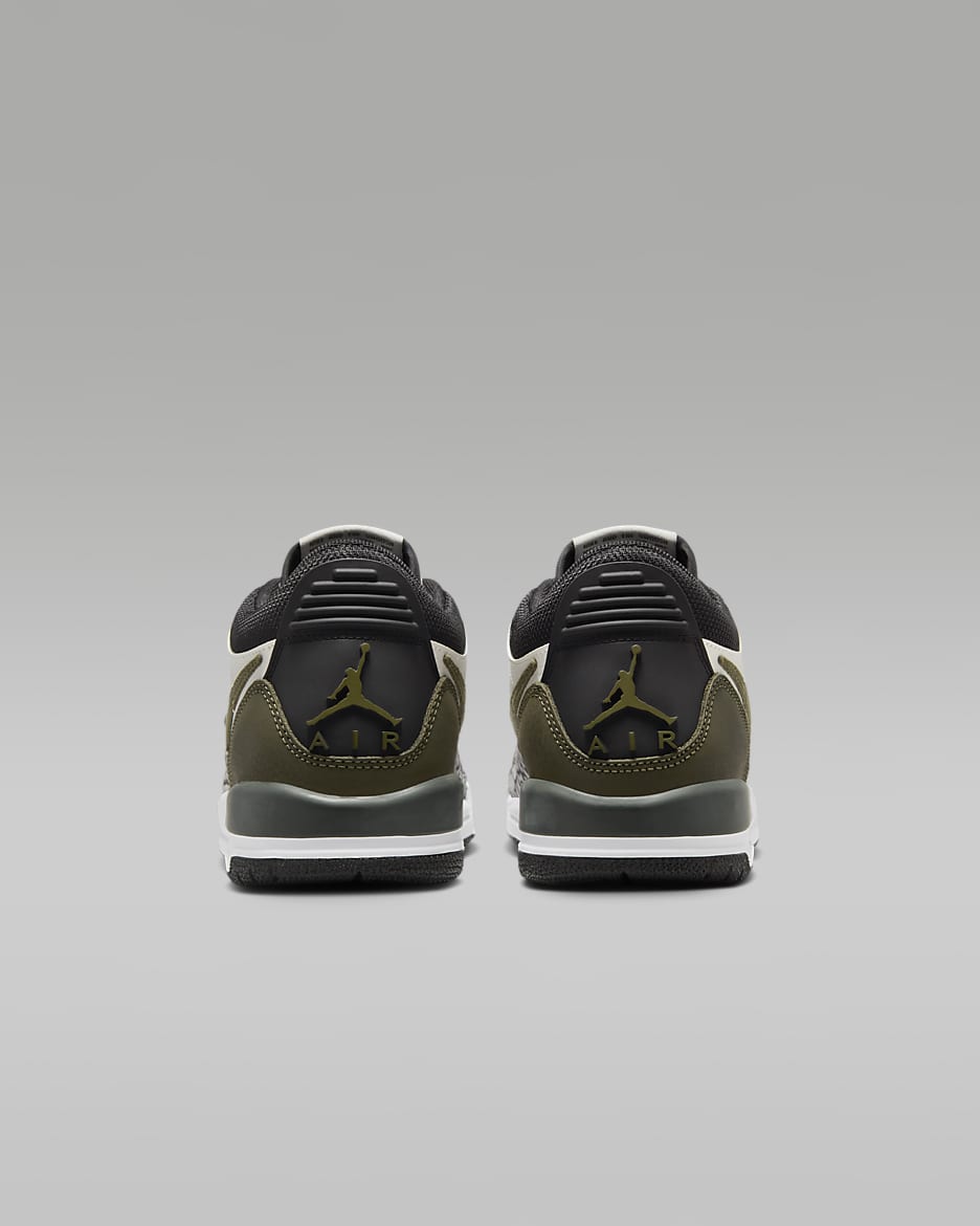 Aj1 legacy top